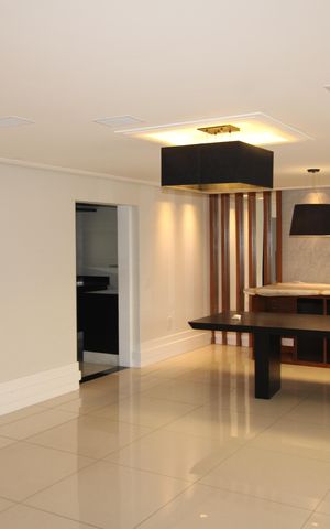 Apartamento para alugar com 186m², 3 quartos e 3 vagasSala