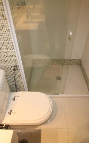 Apartamento para alugar com 186m², 3 quartos e 3 vagasQuarto 2 - Banheiro