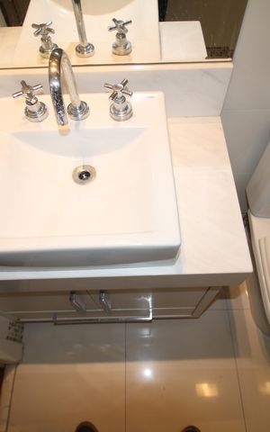 Apartamento para alugar com 186m², 3 quartos e 3 vagasQuarto 3 - Banheiro