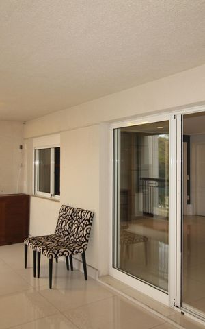 Apartamento para alugar com 186m², 3 quartos e 3 vagasSala - Varanda