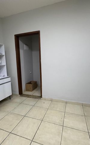 Casa para alugar com 350m², 3 quartos e 1 vaga Casa para alugar com 350m², 3 quartos e 1 vagaCozinha