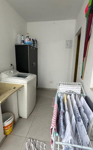 Casa para alugar com 350m², 3 quartos e 1 vaga Casa para alugar com 350m², 3 quartos e 1 vagaÁrea de Serviço