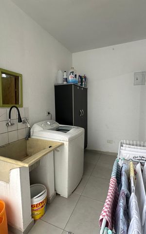 Casa para alugar com 350m², 3 quartos e 1 vaga Casa para alugar com 350m², 3 quartos e 1 vagaÁrea de Serviço
