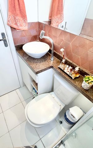 Apartamento à venda com 66m², 2 quartos e 2 vagas Apartamento à venda com 66m², 2 quartos e 2 vagasBanheiro
