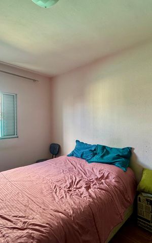 Casa à venda com 180m², 3 quartos e 3 vagas Casa à venda com 180m², 3 quartos e 3 vagasQuarto 2