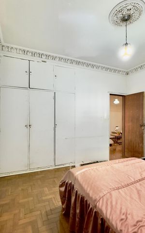 Casa à venda com 150m², 3 quartos e 6 vagas