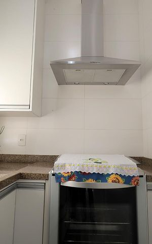 Casa à venda com 271m², 5 quartos e 3 vagas Casa à venda com 271m², 5 quartos e 3 vagasCozinha