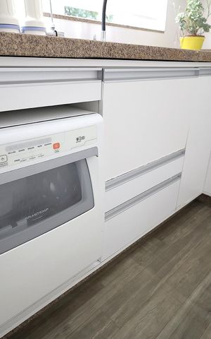 Casa à venda com 271m², 5 quartos e 3 vagas Casa à venda com 271m², 5 quartos e 3 vagasCozinha
