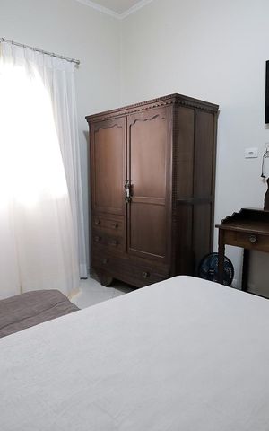 Casa à venda com 271m², 5 quartos e 3 vagas Casa à venda com 271m², 5 quartos e 3 vagasQuarto 1
