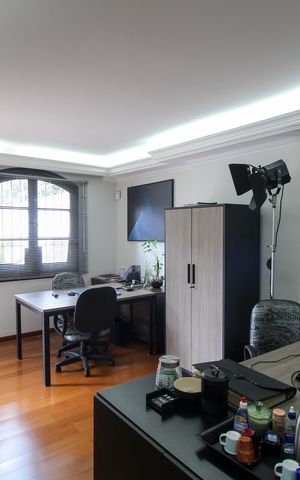 Casa para alugar com 205m², 3 quartos e 3 vagas Casa para alugar com 205m², 3 quartos e 3 vagasSala