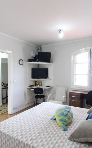 Casa para alugar com 205m², 3 quartos e 3 vagas Casa para alugar com 205m², 3 quartos e 3 vagasQuarto 2