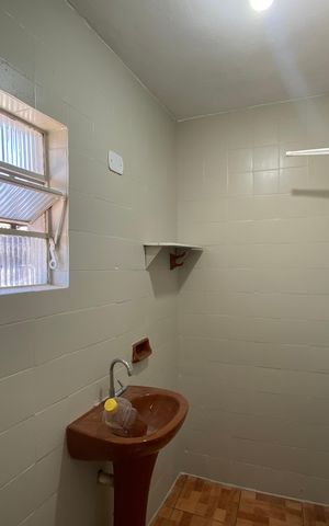 Casa para alugar com 105m², 1 quarto e 1 vaga Casa para alugar com 105m², 1 quarto e 1 vagaBanheiro