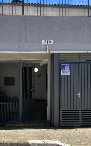 Casa para alugar com 105m², 1 quarto e 1 vaga Casa para alugar com 105m², 1 quarto e 1 vagaFachada