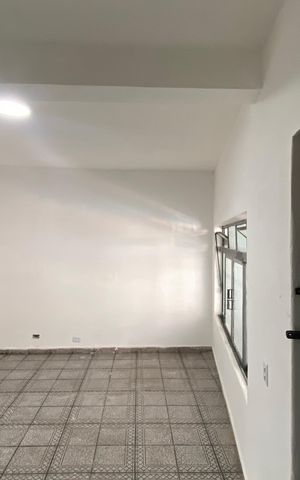 Casa para alugar com 105m², 1 quarto e 1 vaga Casa para alugar com 105m², 1 quarto e 1 vagaSala