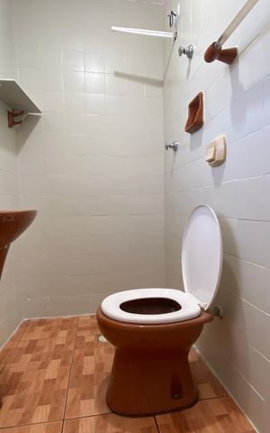 Casa para alugar com 105m², 1 quarto e 1 vaga Casa para alugar com 105m², 1 quarto e 1 vagaBanheiro