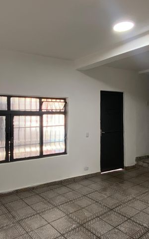 Casa para alugar com 105m², 1 quarto e 1 vaga Casa para alugar com 105m², 1 quarto e 1 vagaSala