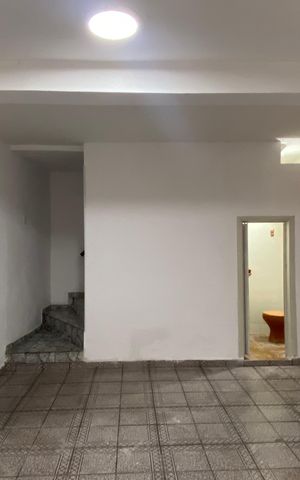 Casa para alugar com 105m², 1 quarto e 1 vaga Casa para alugar com 105m², 1 quarto e 1 vagaSala