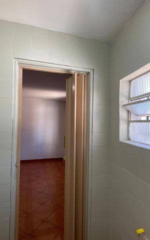 Casa para alugar com 105m², 1 quarto e 1 vaga Casa para alugar com 105m², 1 quarto e 1 vagaBanheiro