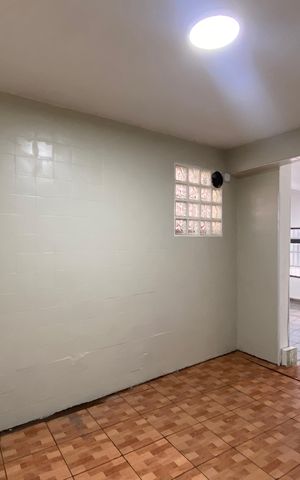 Casa para alugar com 105m², 1 quarto e 1 vaga Casa para alugar com 105m², 1 quarto e 1 vagaCozinha