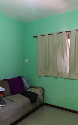 Casa à venda com 219m², 4 quartos e 4 vagas