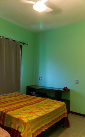 Casa à venda com 219m², 4 quartos e 4 vagas