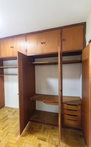 Apartamento para alugar com 80m², 3 quartos e 2 vagas Apartamento para alugar com 80m², 3 quartos e 2 vagasSuíte - Armário
