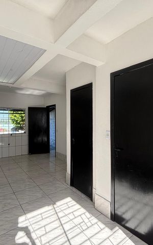 Casa à venda com 70m², 2 quartos e 1 vaga