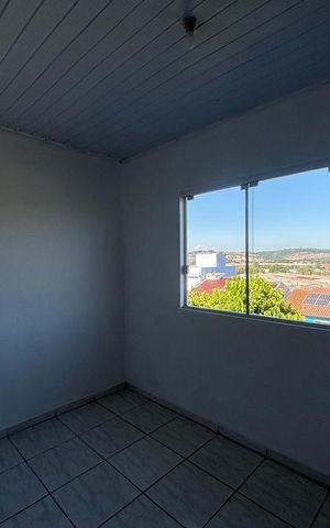 Casa à venda com 70m², 2 quartos e 1 vaga