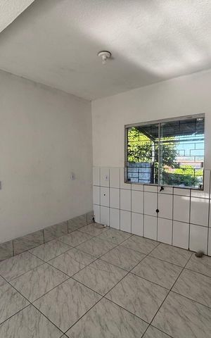 Casa à venda com 70m², 2 quartos e 1 vaga