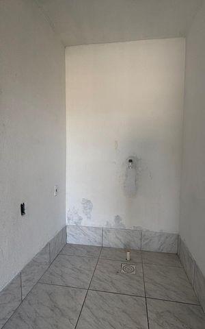 Casa à venda com 70m², 2 quartos e 1 vaga