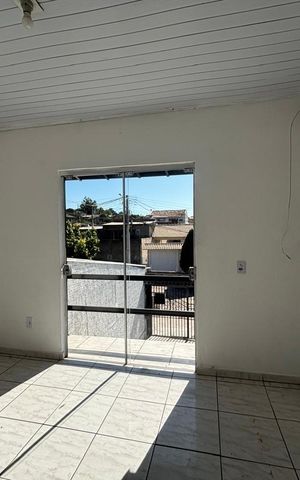 Casa à venda com 70m², 2 quartos e 1 vaga