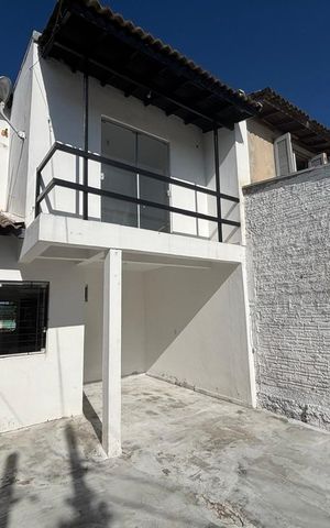 Casa à venda com 70m², 2 quartos e 1 vaga