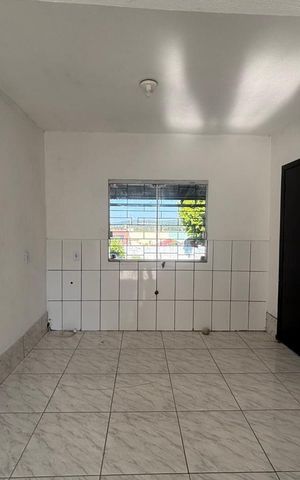Casa à venda com 70m², 2 quartos e 1 vaga