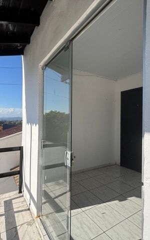 Casa à venda com 70m², 2 quartos e 1 vaga