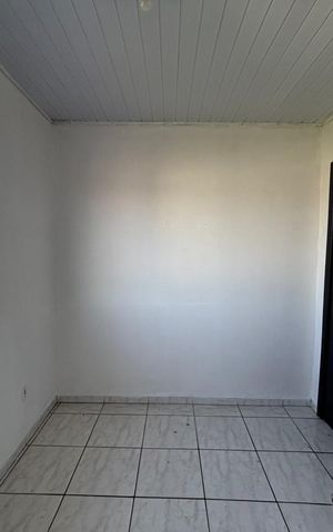 Casa à venda com 70m², 2 quartos e 1 vaga