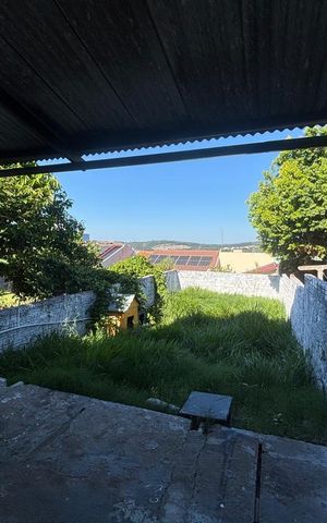Casa à venda com 70m², 2 quartos e 1 vaga