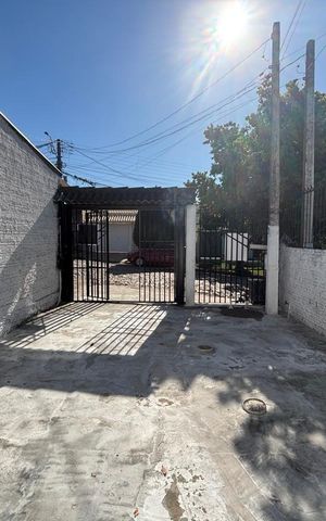 Casa à venda com 70m², 2 quartos e 1 vaga