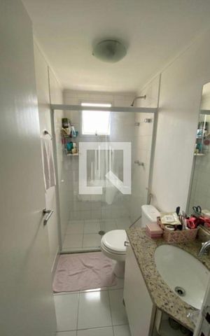 Apartamento à venda com 96m², 3 quartos e 2 vagas Apartamento à venda com 96m², 3 quartos e 2 vagasBanheiro