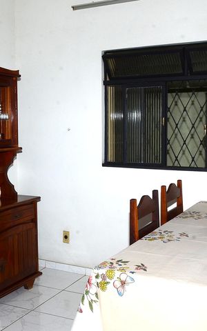Casa à venda com 360m², 3 quartos e 4 vagasCopa