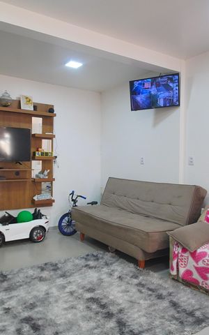 Casa à venda com 150m², 2 quartos e 2 vagasSala