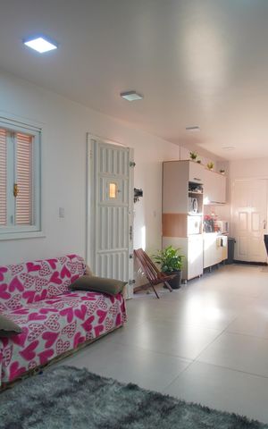 Casa à venda com 150m², 2 quartos e 2 vagasSala