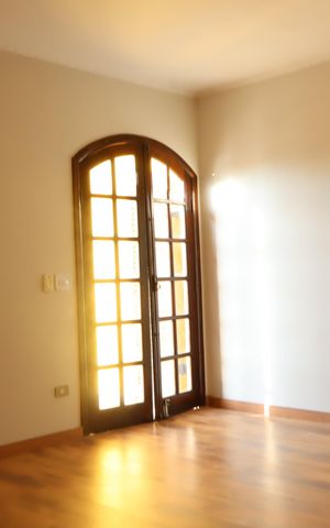 Casa para alugar com 215m², 3 quartos e 2 vagasSuíte