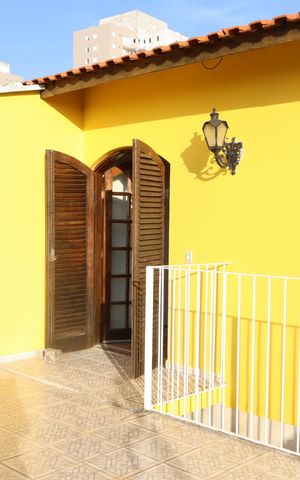 Casa para alugar com 215m², 3 quartos e 2 vagasVaranda da Suíte