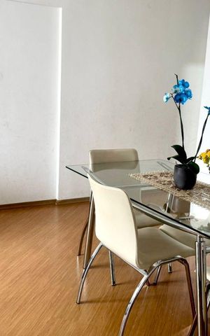 Apartamento à venda com 76m², 3 quartos e 1 vaga Apartamento à venda com 76m², 3 quartos e 1 vagaSala de jantar