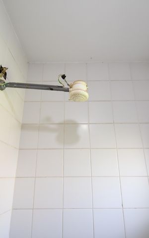 Casa à venda com 370m², 4 quartos e 4 vagasBanheiro de serviço