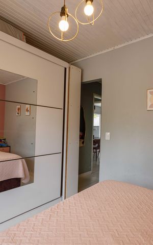 Casa à venda com 170m², 4 quartos e 2 vagasSuíte 1 