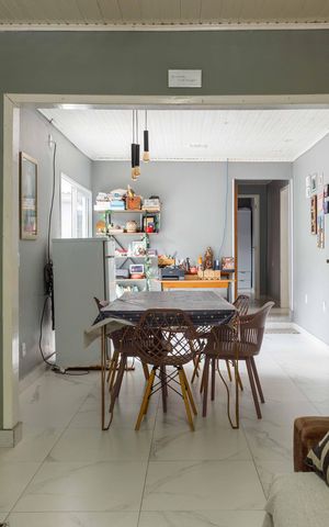 Casa à venda com 170m², 4 quartos e 2 vagasSala