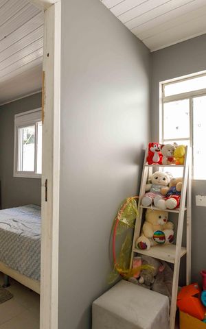 Casa à venda com 170m², 4 quartos e 2 vagasSuíte 2 