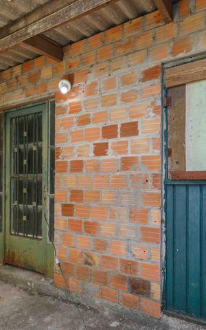 Casa à venda com 170m², 4 quartos e 2 vagasÁrea externa