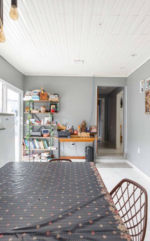 Casa à venda com 170m², 4 quartos e 2 vagasSala